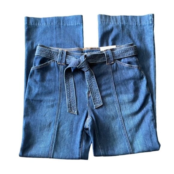 NWT Chico's The Platinum Full Leg Trouser Jeans Medium - Picture 1 of 5